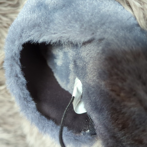Express Grey Faux fur Slippers - Picture 7 of 11